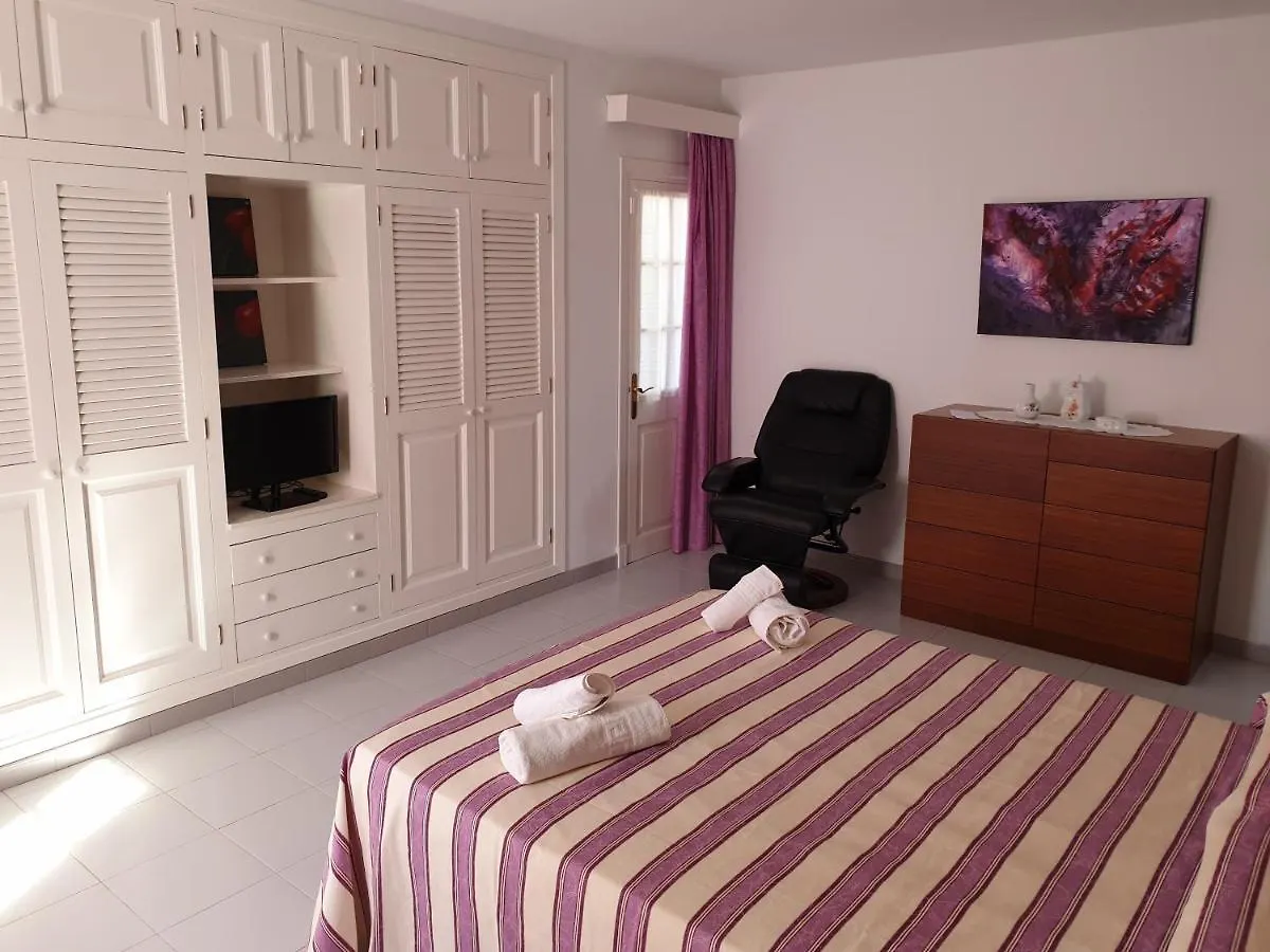 Villa Piscis Cala Blanca  Spain