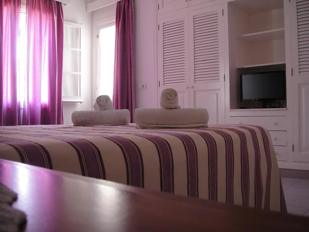 Villa Piscis Cala Blanca  İspanya